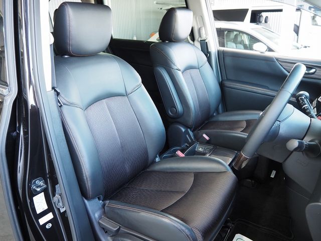 Nissan ELGRAND 2015-09 11547-7