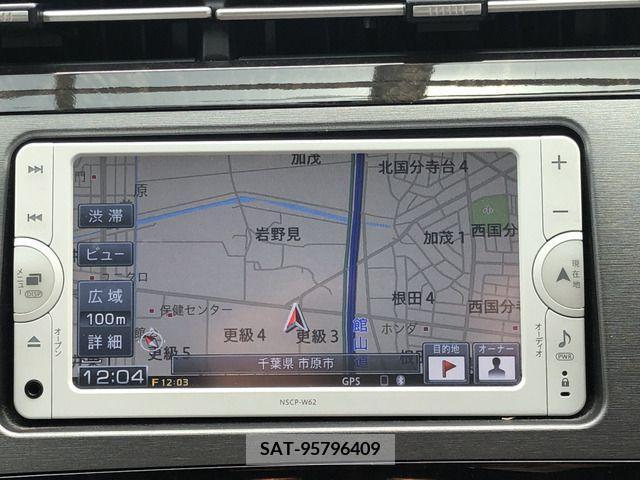 Toyota PRIUS 2013-03 322028-4
