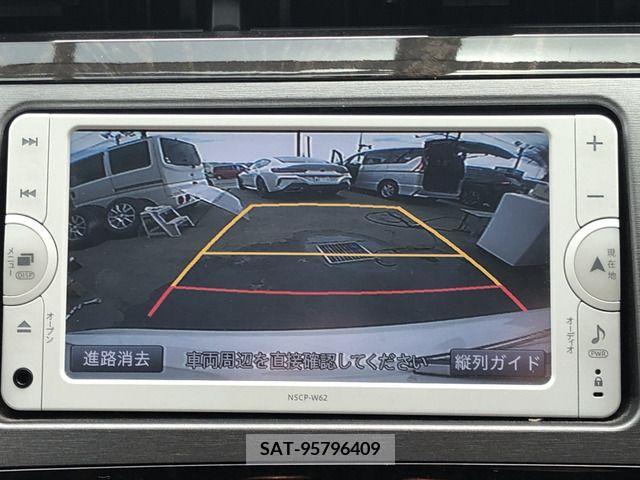 Toyota PRIUS 2013-03 322028-3