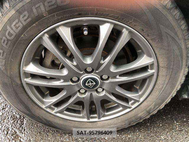 Toyota PRIUS 2013-03 322028-12