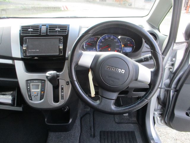 Daihatsu MOVE CUSTOM 2013-08 196696-4