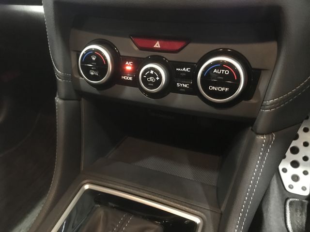 Subaru IMPREZA 2018-02 191297-22
