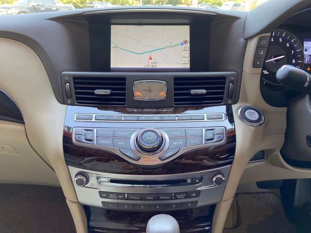 Nissan FUGA 2010-12 193766-17