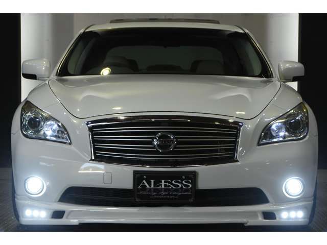 Nissan FUGA 2010-12 193766-12