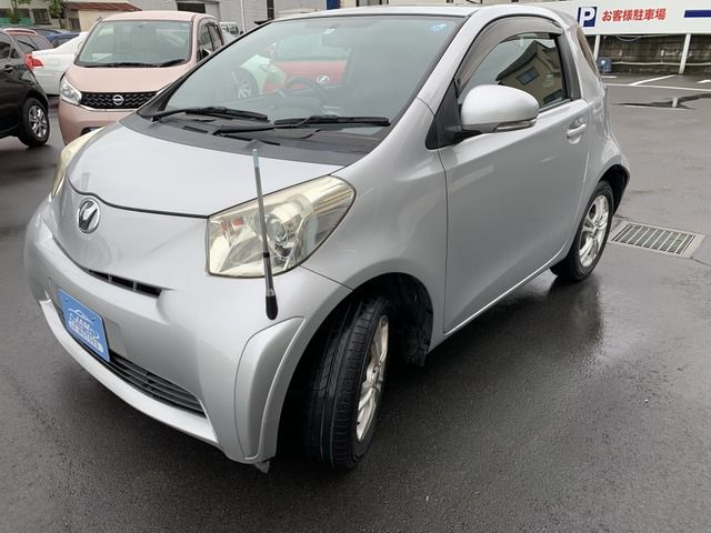 Toyota IQ 2009-01 5246-8