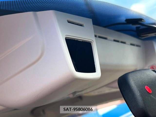 Subaru EXIGA CROSSOVER 2017-12 396518-3