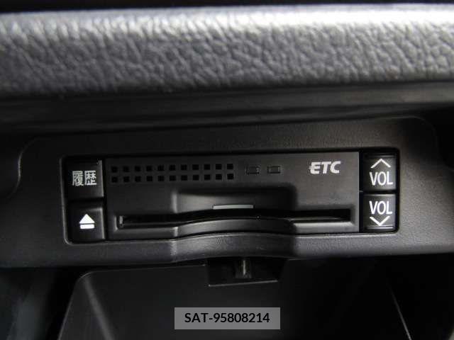 Toyota VOXY 2010-10 289206-12