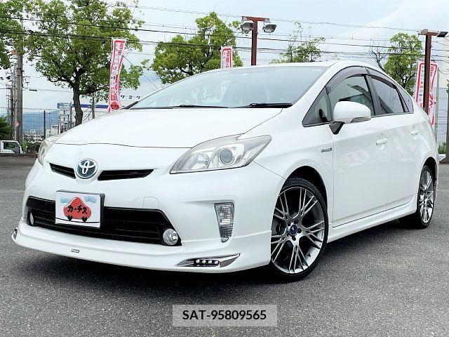 Toyota PRIUS 2014-03 382007-0