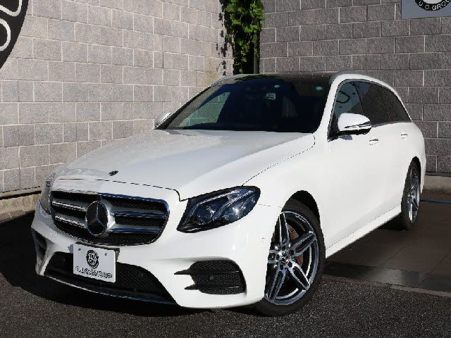 Mercedes Benz E-CLASS 2019-12 22412-10