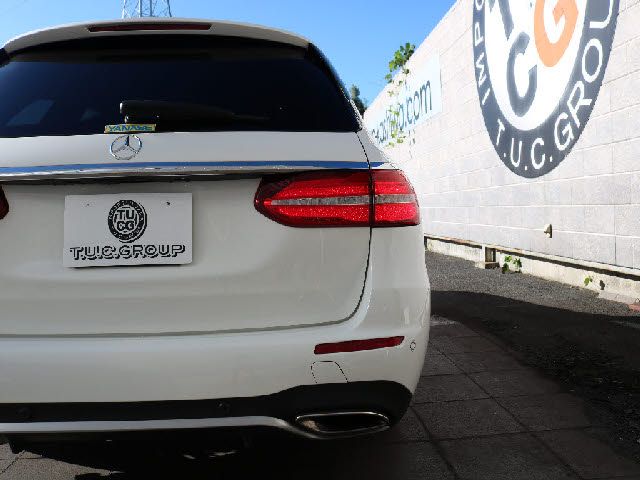 Mercedes Benz E-CLASS 2019-12 22412-14