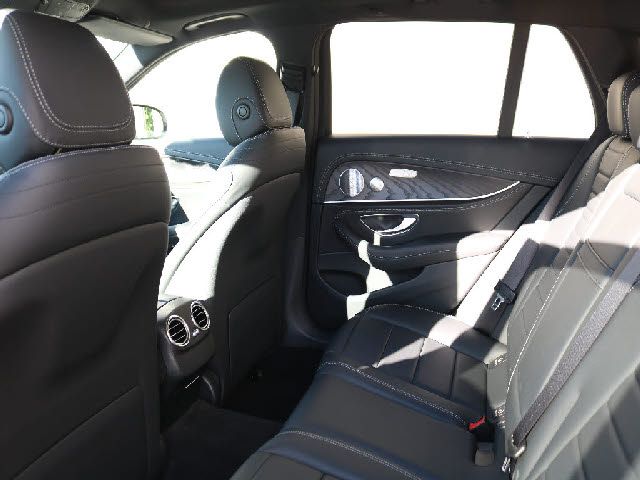 Mercedes Benz E-CLASS 2019-12 22412-3