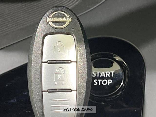 Nissan NOTE 2021-06 210485-6