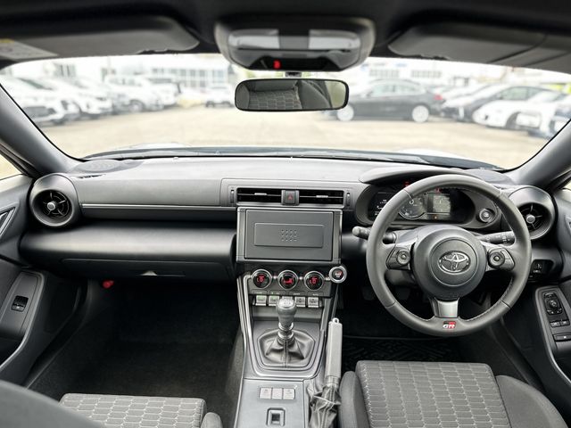 Toyota 86 2023-01 15606-1