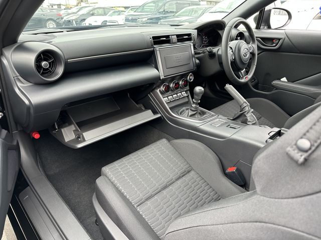 Toyota 86 2023-01 15606-16