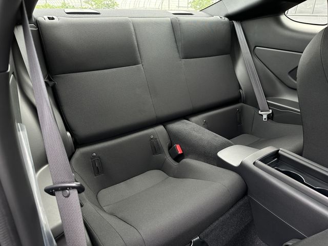Toyota 86 2023-01 15606-14