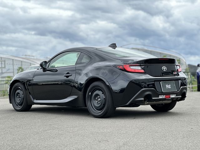 Toyota 86 2023-01 15606-28