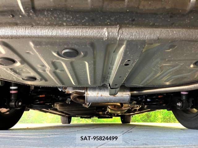 Toyota VOXY 2021-08 230527-19