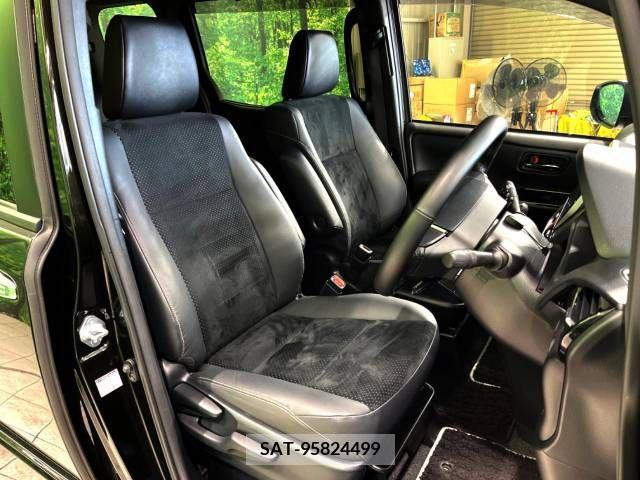 Toyota VOXY 2021-08 230527-8