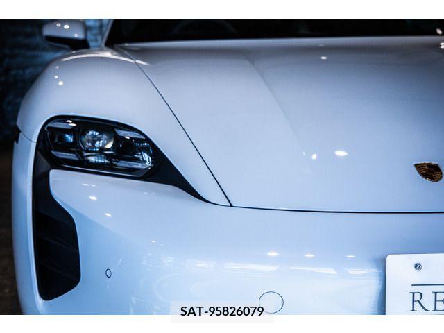 Porsche Taycan 2022-05 225431-14