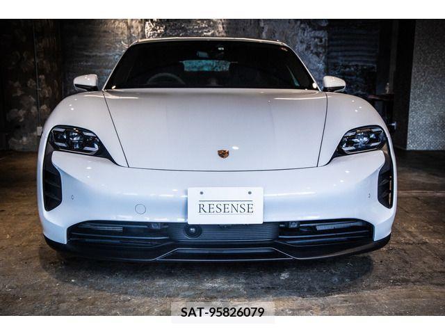Porsche Taycan 2022-05 225431-9
