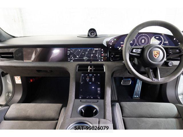 Porsche Taycan 2022-05 225431-1