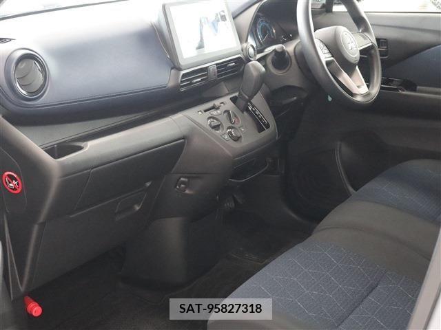 Mitsubishi EK X 2019-09 296823-11