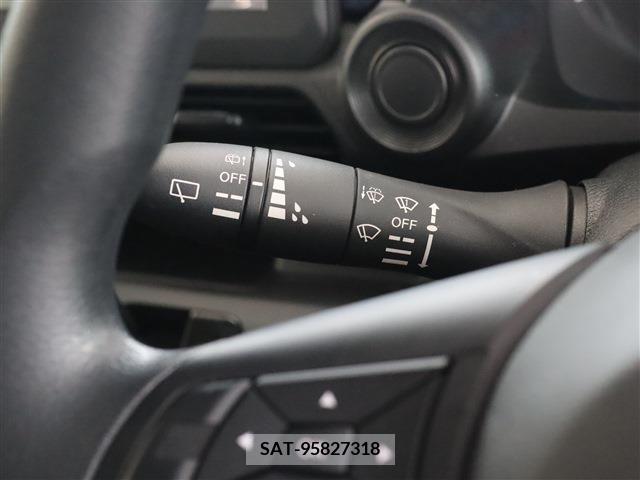 Mitsubishi EK X 2019-09 296823-17
