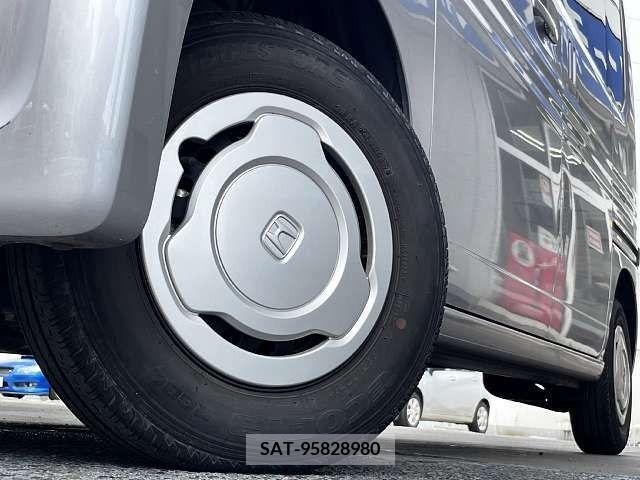 Honda N-VAN 2019-11 307938-3