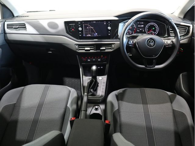 VolksWagen POLO 2021-09 21177-9