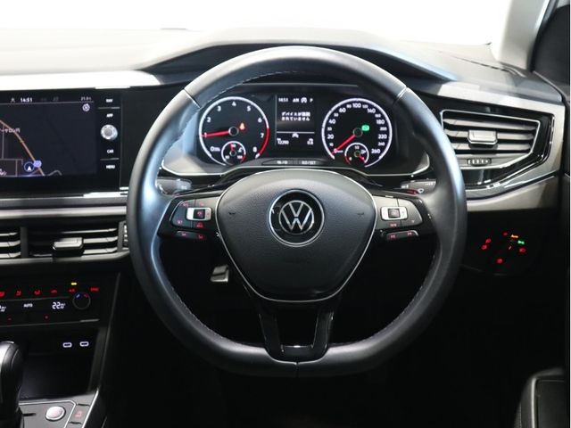 VolksWagen POLO 2021-09 21177-10