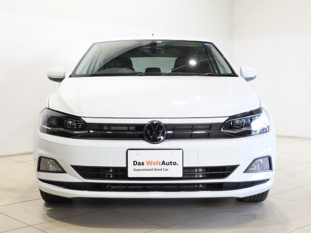 VolksWagen POLO 2021-09 21177-1