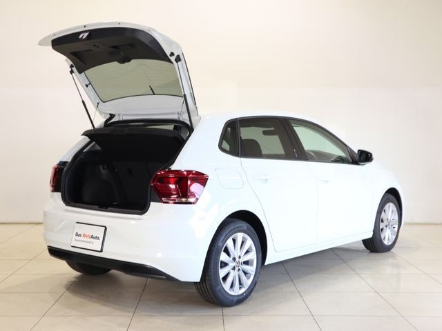 VolksWagen POLO 2021-09 21177-8