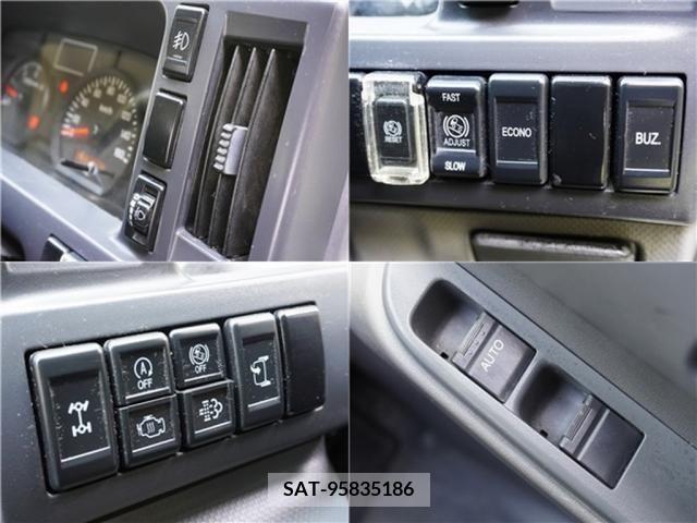 Mazda TITAN 2018-01 237433-24