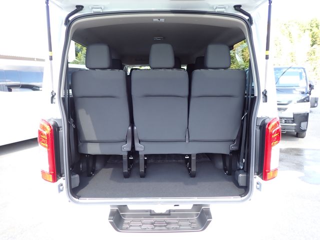 Nissan CARAVAN WAGON 2021-11 15269-5