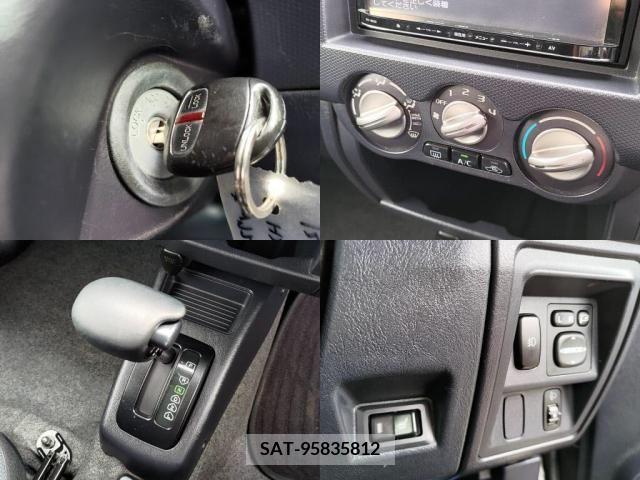 Nissan KICKS 2012-07 227989-4