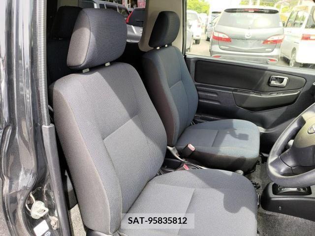 Nissan KICKS 2012-07 227989-20