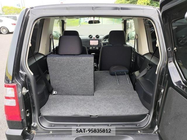 Nissan KICKS 2012-07 227989-25