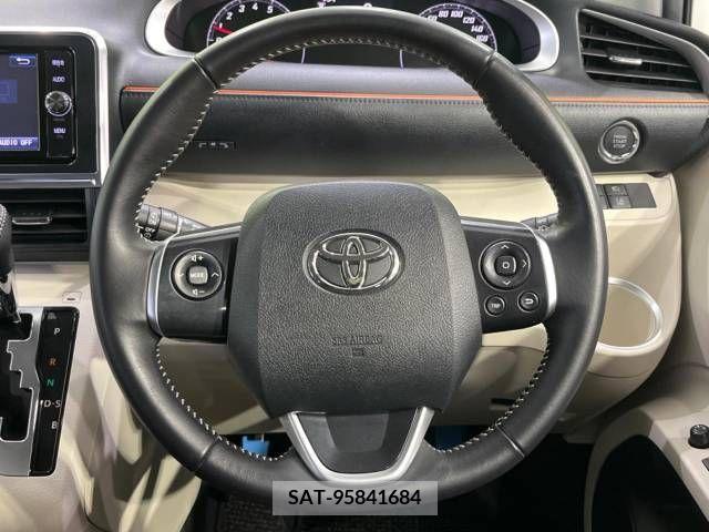 Toyota SIENTA 2016-11 239790-11