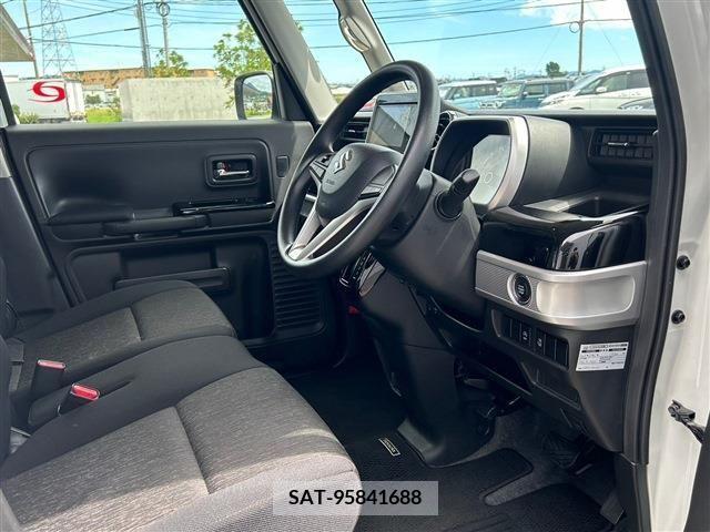 Suzuki SPACIA 2020-06 349014-5