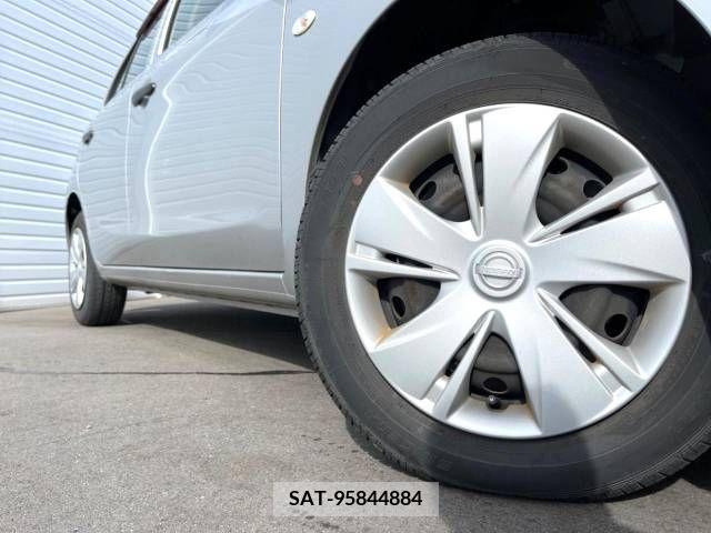 Nissan MARCH 2018-07 351497-14