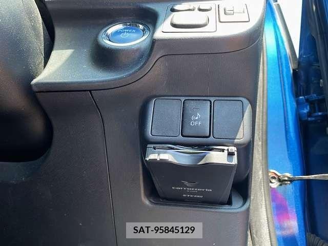 Toyota AQUA 2014-06 327250-5