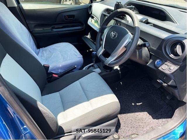 Toyota AQUA 2014-06 327250-1