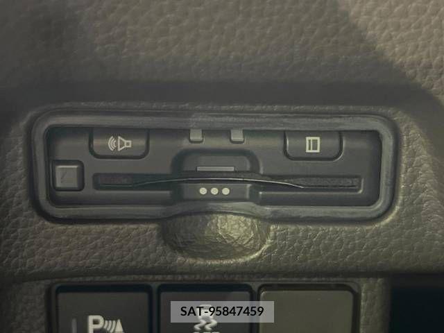 Honda N BOX 2022-02 364672-7