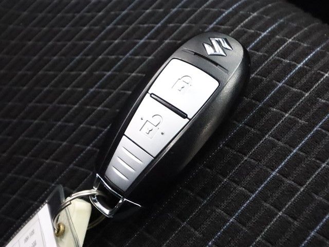Suzuki SWIFT 2015-12 25399-26