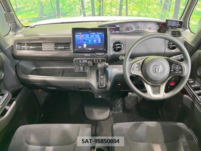 Honda N BOX CUSTOM 2019-04 245605-1