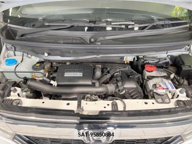 Honda N BOX CUSTOM 2019-04 245605-18