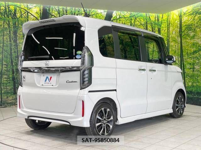 Honda N BOX CUSTOM 2019-04 245605-17