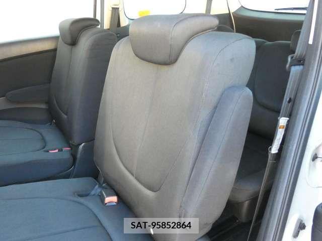 Mazda BIANTE 2011-06 253959-7