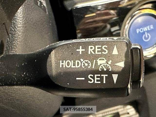 Toyota PRIUS 2016-06 281898-7