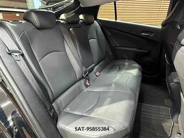 Toyota PRIUS 2016-06 281898-5